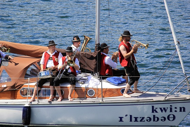 队带来更多 队带来更多